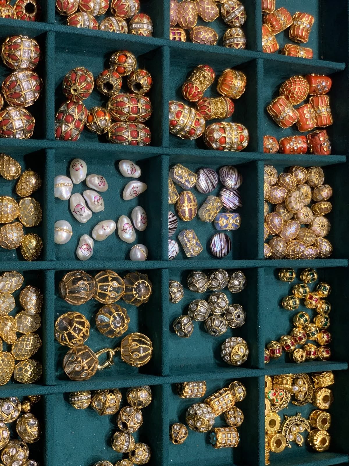 Tray of loose pearls